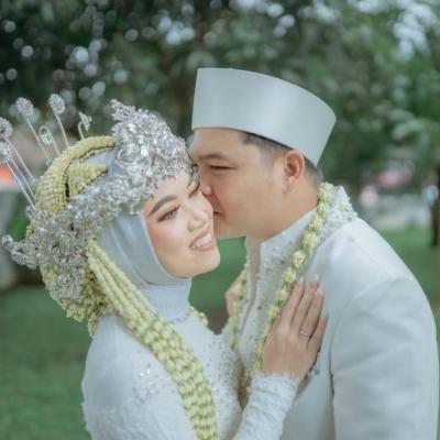 Undangan Pernikahan Digital Seremoni